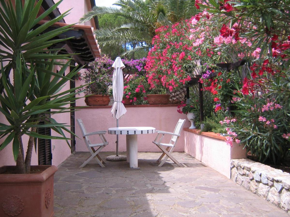 Studio-Appartment In Landhaus Mit Meerblick Porto Azzurro Exterior foto